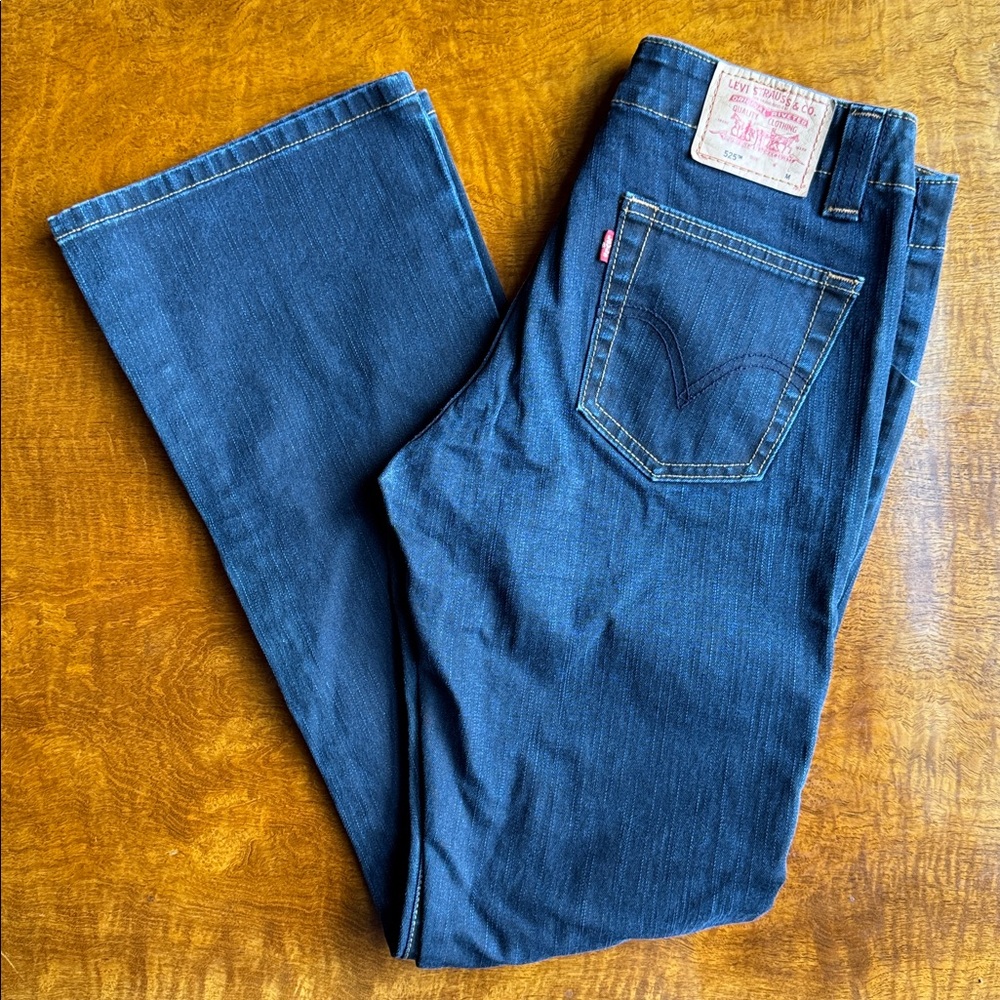Levi’s 525 Perfect Waist Bootcut Jeans Size 6 M Downtowner Stretch Dark Wash